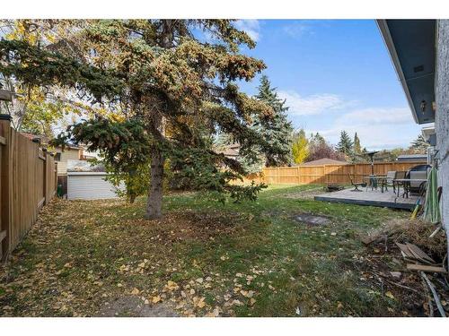 336 Cedarille Crescent Sw, Calgary, AB - Outdoor