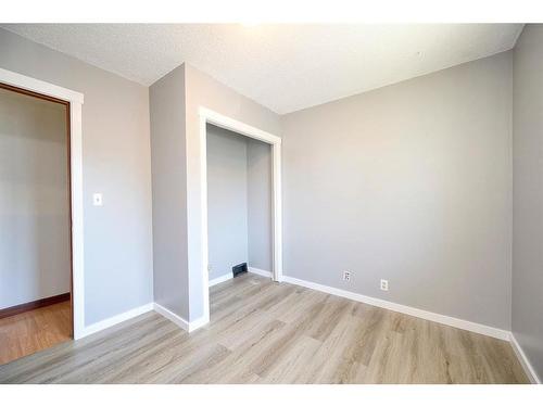 36 Taylor Way Se, Airdrie, AB - Indoor Photo Showing Other Room