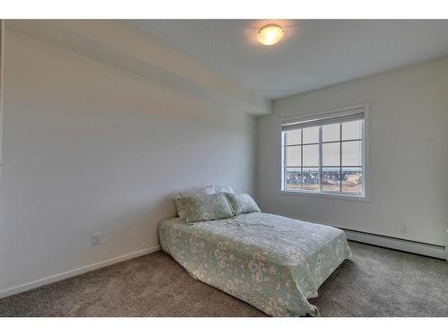 3406-99 Copperstone Park Se, Calgary, AB - Indoor Photo Showing Bedroom