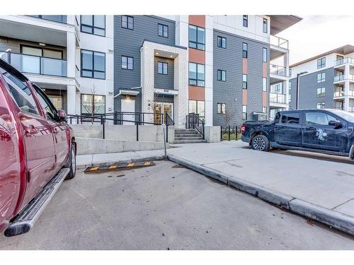 4411-15 Sage Meadows Landing Nw, Calgary, AB - Outdoor With Balcony