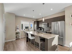 701-218 Sherwood Square NW Calgary, AB T3R 0Y2