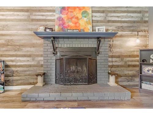 71067 Township Road 38-0, Rural Clearwater County, AB - Indoor Photo Showing Living Room With Fireplace