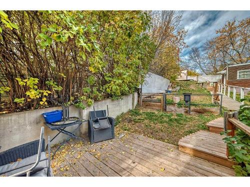 348 2 Avenue Ne, Calgary, AB - Outdoor With Deck Patio Veranda