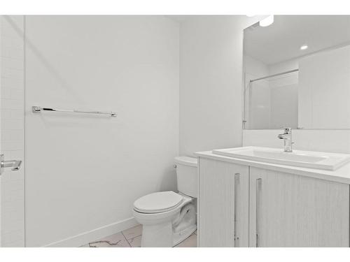 1604-280 Chelsea Road, Chestermere, AB - Indoor Photo Showing Bathroom