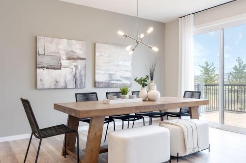 7 Royston Way Nw, Calgary, AB - Indoor Photo Showing Dining Room