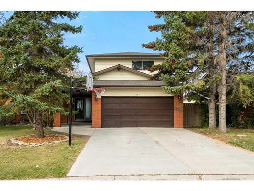 1202 Murdoch Street, Crossfield, AB - Outdoor With Facade