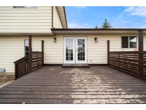 1202 Murdoch Street, Crossfield, AB - Outdoor With Exterior