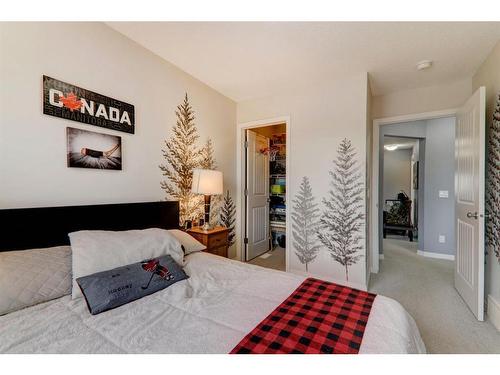 6 Ranchers Bay, Okotoks, AB - Indoor Photo Showing Bedroom