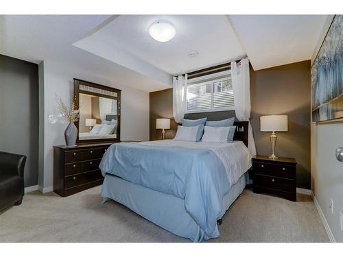 6 Ranchers Bay, Okotoks, AB - Indoor Photo Showing Bedroom