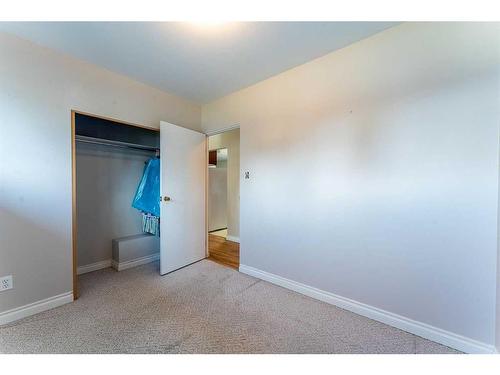 14 Gladeview Crescent Sw, Calgary, AB - Indoor