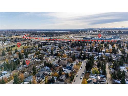 14 Gladeview Crescent Sw, Calgary, AB - Outdoor With View