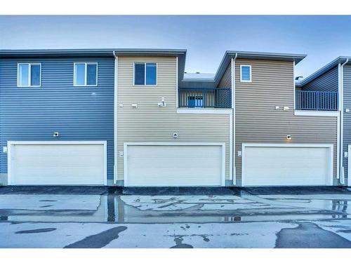 822 Windbury Street Sw, Airdrie, AB - Outdoor