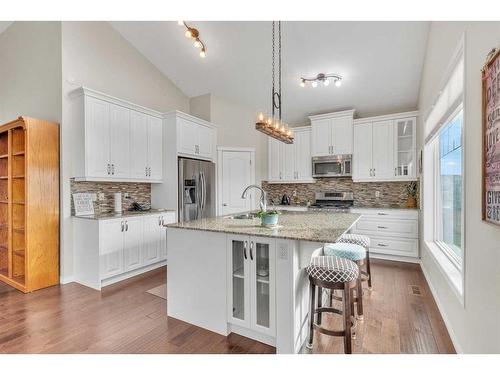 1043 Kings Heights Way Se, Airdrie, AB - Indoor Photo Showing Kitchen With Upgraded Kitchen