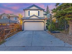 50 VALLEY PONDS Crescent NW Calgary, AB T3B 5T6