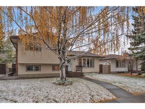 17 Alcock Street, Okotoks, AB - Outdoor With Facade