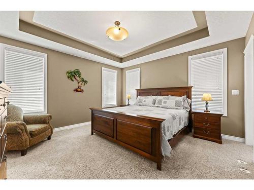 33550 Range Road 23, Rural Mountain View County, AB - Indoor Photo Showing Bedroom