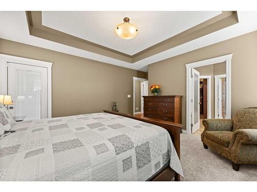 33550 Range Road 23, Rural Mountain View County, AB - Indoor Photo Showing Bedroom