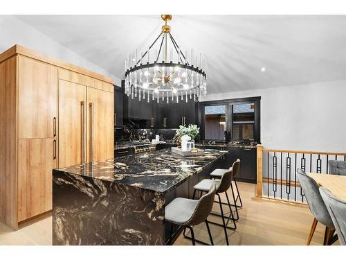 3604 Chippendale Drive Nw, Calgary, AB - Indoor Photo Showing Dining Room