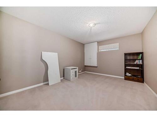 81 Springborough Boulevard Sw, Calgary, AB - Indoor