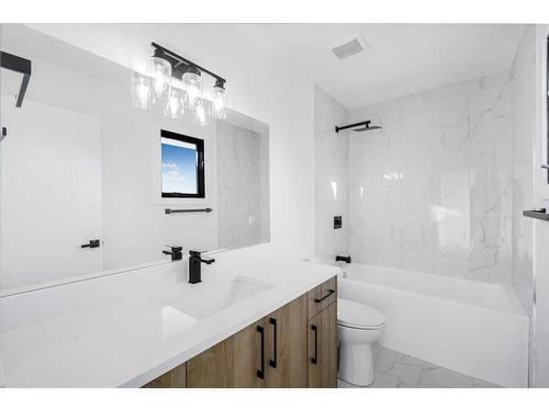 68 Hawkville Place Nw, Calgary, AB - Indoor Photo Showing Bathroom