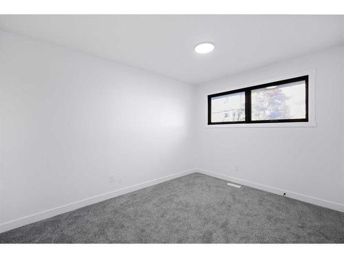 68 Hawkville Place Nw, Calgary, AB - Indoor Photo Showing Other Room