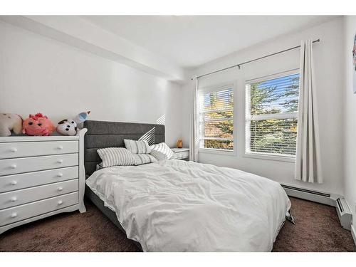 109-200 Cranfield Common Se, Calgary, AB - Indoor Photo Showing Bedroom