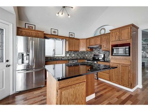 88 Woodmark Crescent Sw, Calgary, AB - Indoor Photo Showing Kitchen With Stainless Steel Kitchen