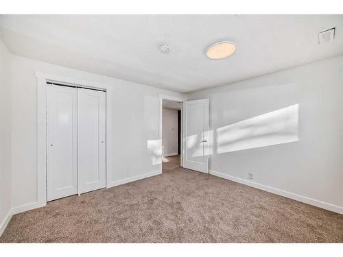 56 Bedford Circle Ne, Calgary, AB - Indoor