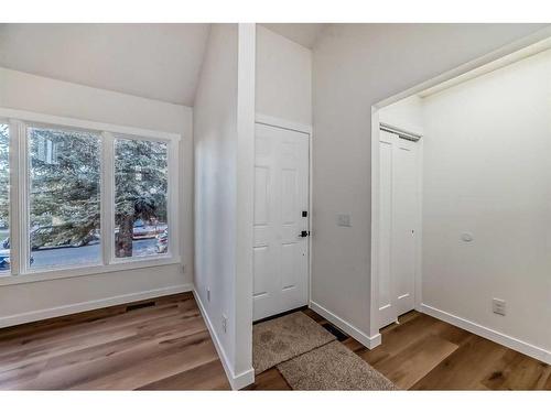 56 Bedford Circle Ne, Calgary, AB - Indoor Photo Showing Other Room