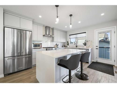 1882 Rangeview Drive Se, Calgary, AB - Indoor Photo Showing Kitchen With Upgraded Kitchen