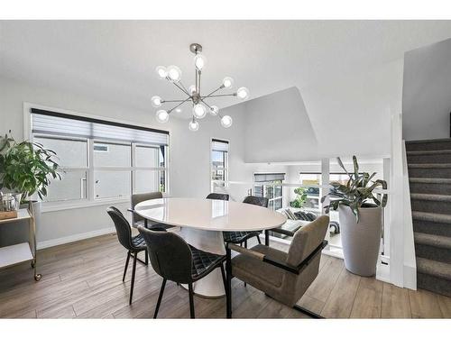 1882 Rangeview Drive Se, Calgary, AB - Indoor Photo Showing Dining Room