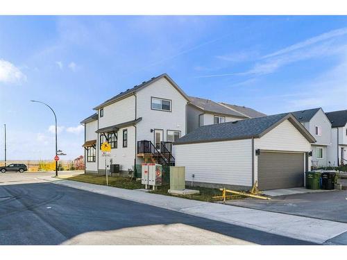 1882 Rangeview Drive Se, Calgary, AB - Outdoor