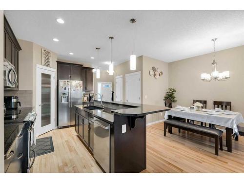 187 Evansridge Circle Nw, Calgary, AB - Indoor Photo Showing Kitchen With Stainless Steel Kitchen With Upgraded Kitchen