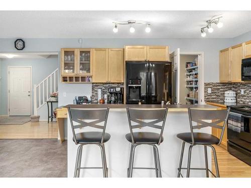 292 Evansbrooke Way Nw, Calgary, AB - Indoor Photo Showing Kitchen