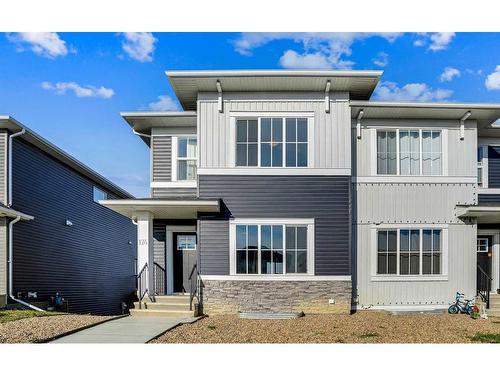 174 River Heights Drive, Cochrane, AB 