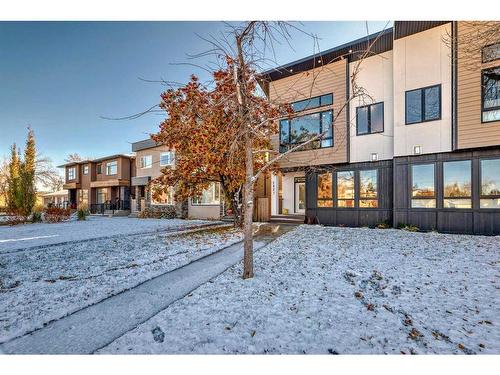 2021 17 Avenue Nw, Calgary, AB - Outdoor