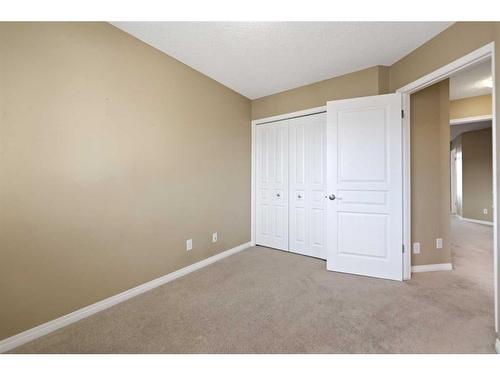 46 Elgin Meadows Gardens Se, Calgary, AB - Indoor Photo Showing Other Room