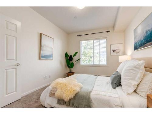 3314-99 Copperstone Park Se, Calgary, AB - Indoor Photo Showing Bedroom