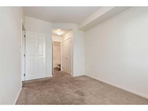 3314-99 Copperstone Park Se, Calgary, AB - Indoor Photo Showing Other Room