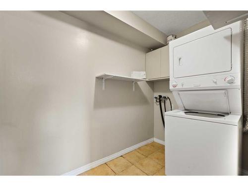 1108-13045 6 Street Sw, Calgary, AB - Indoor Photo Showing Laundry Room