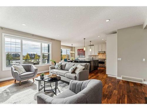 122 Canals Close Sw, Airdrie, AB - Indoor Photo Showing Living Room