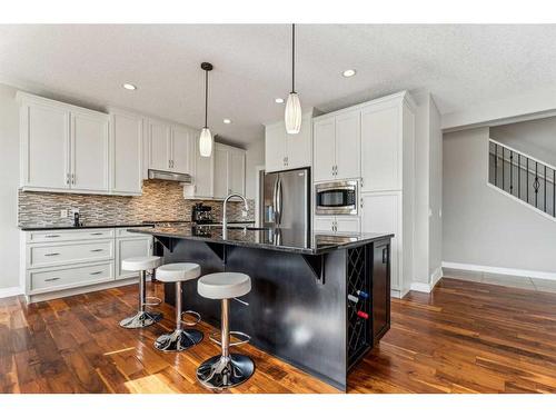 122 Canals Close Sw, Airdrie, AB - Indoor Photo Showing Kitchen With Upgraded Kitchen