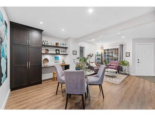 31 Schooner Close Nw, Calgary, AB - Indoor Photo Showing Dining Room