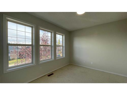 499 Evermeadow Road Sw, Calgary, AB - Indoor Photo Showing Other Room