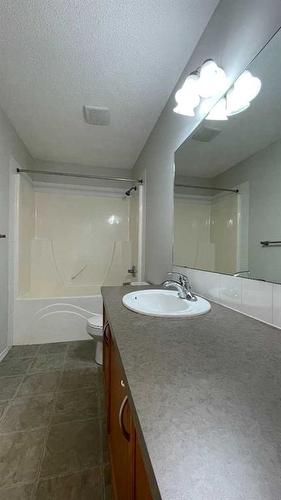 499 Evermeadow Road Sw, Calgary, AB - Indoor Photo Showing Bathroom