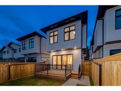 2416 35 Street Sw, Calgary, AB - Outdoor