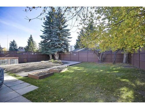 132 Varsity Estates Place Nw, Calgary, AB - Outdoor With Backyard