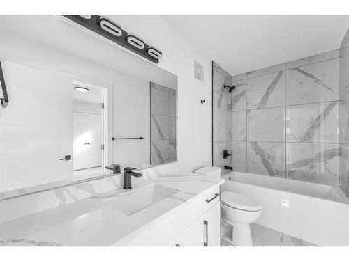 853 Midtown Drive Sw, Airdrie, AB - Indoor Photo Showing Bathroom