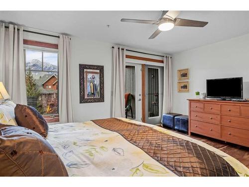 201-150 Crossbow Landing, Canmore, AB - Indoor Photo Showing Bedroom