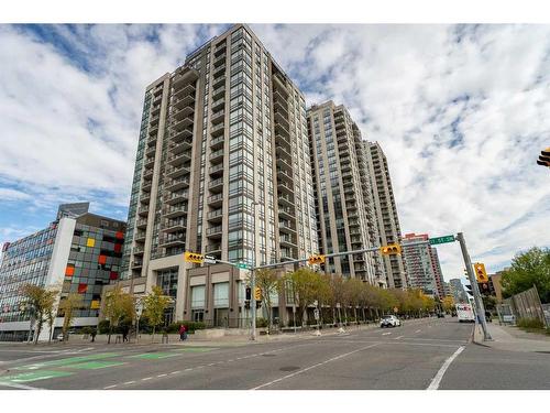 802-1110 11 Street Sw, Calgary, AB - Outdoor With Balcony With Facade